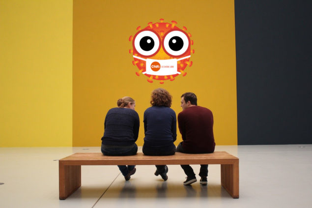 visitors-1649815_1280