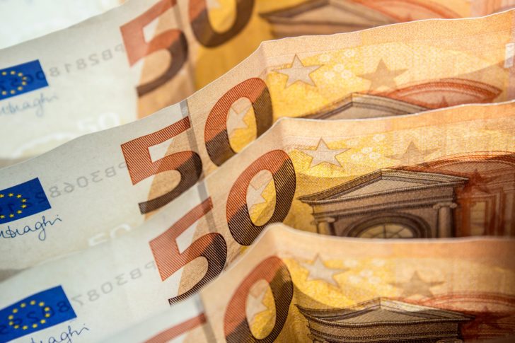 50 euros